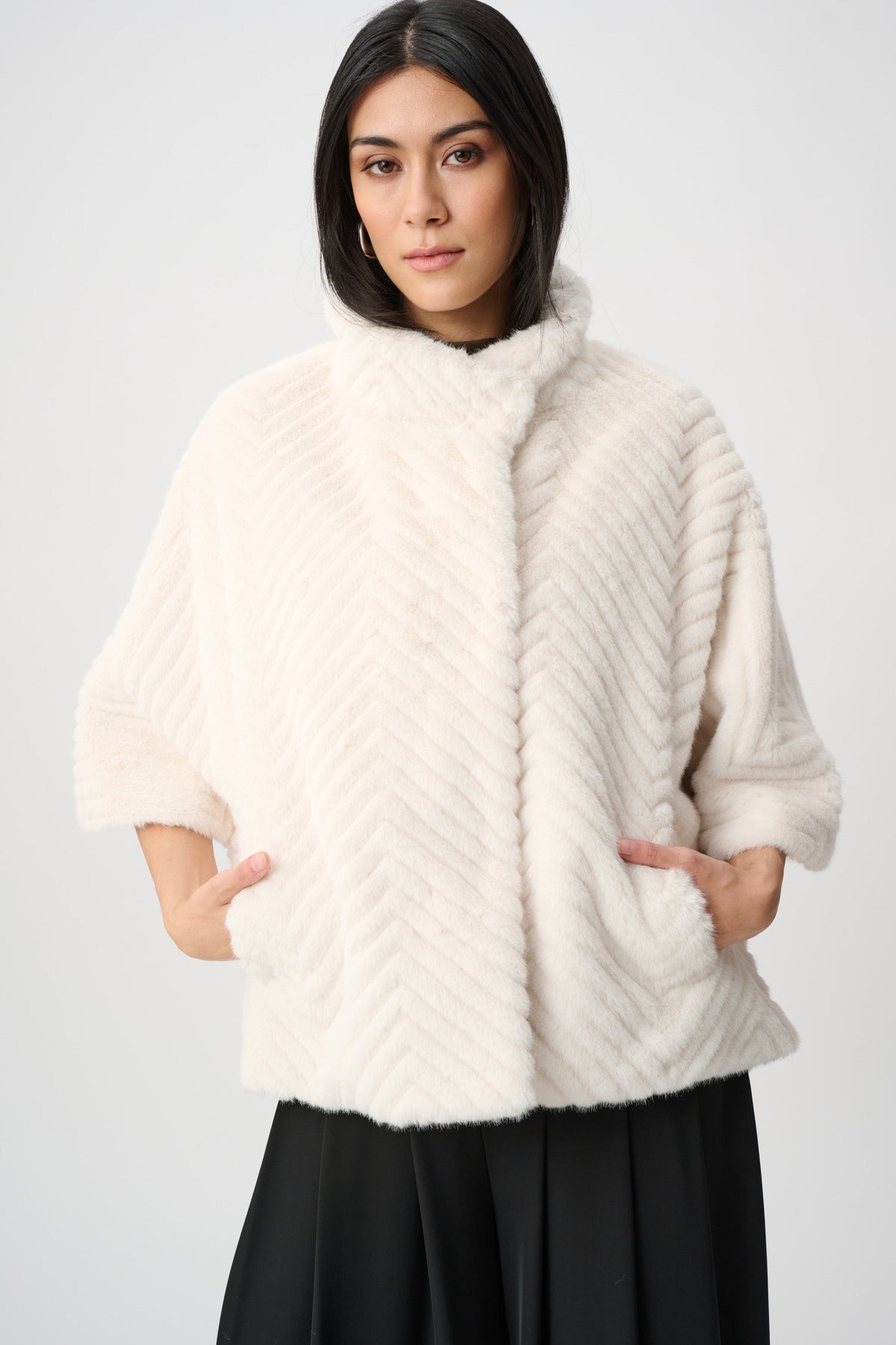 Chaqueta Capa Piel sintética