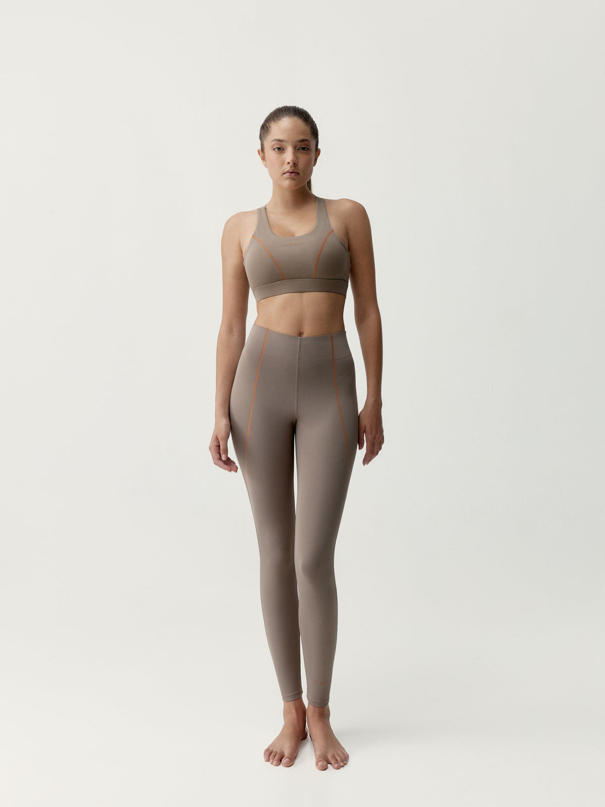 Conjunto Brone Taupe