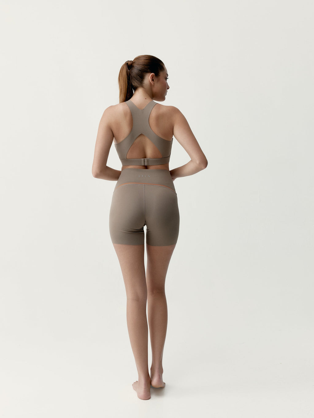 Conjunto Brone Taupe
