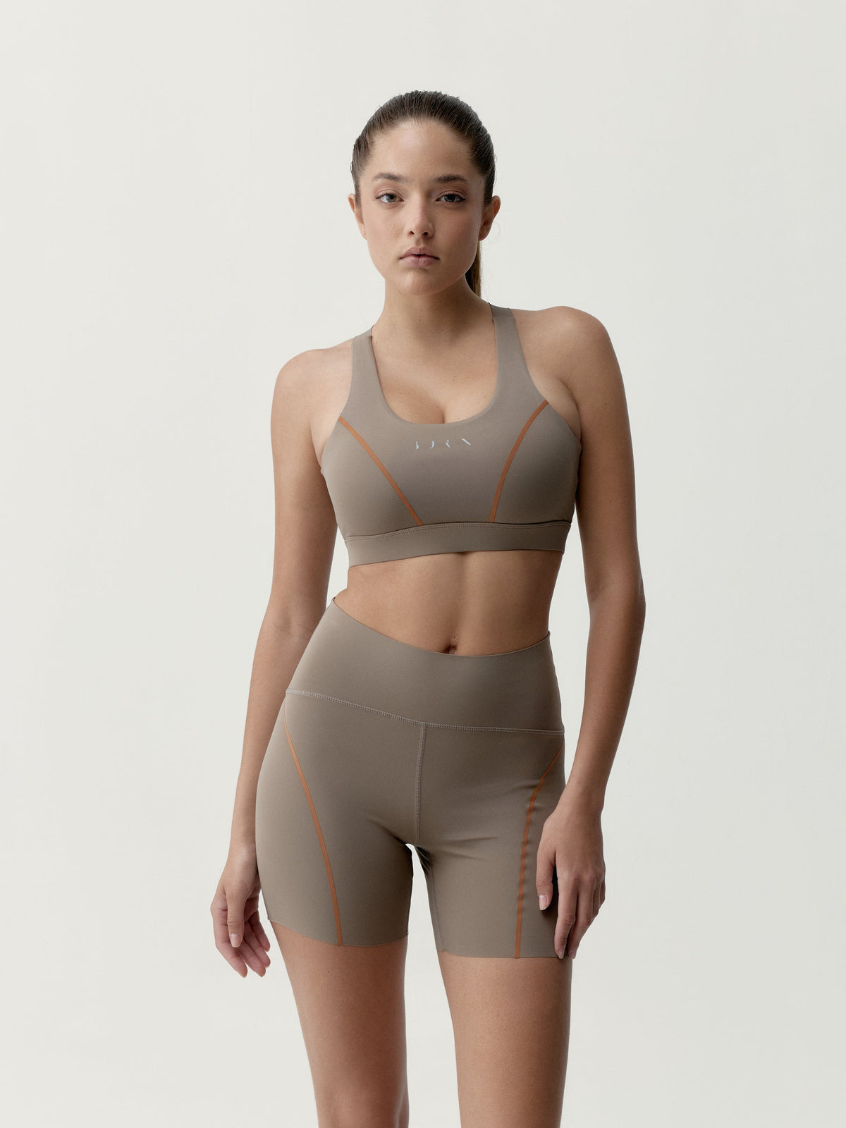 Conjunto Brone Taupe