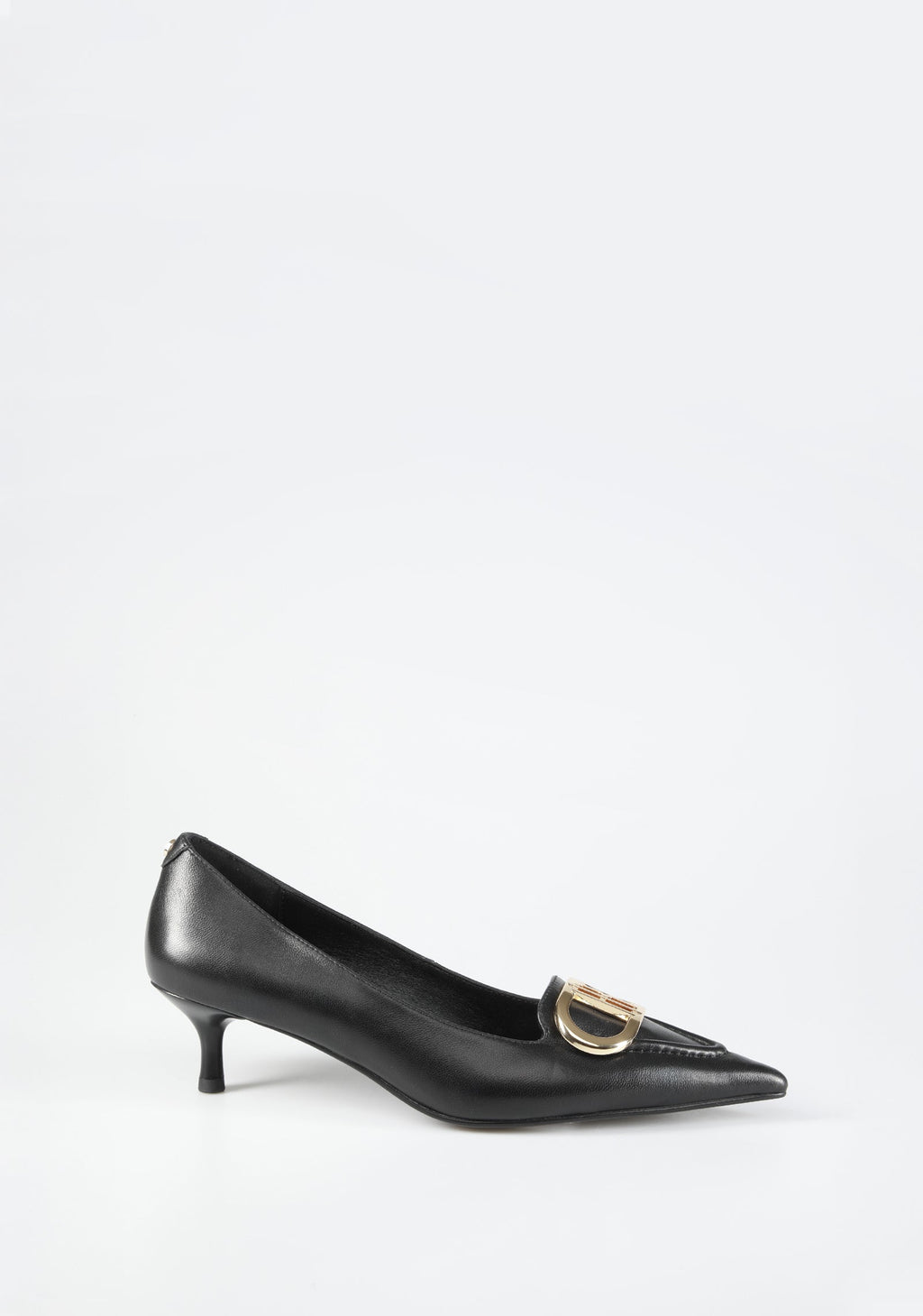 Pointed-Toe Heels with Low Heel