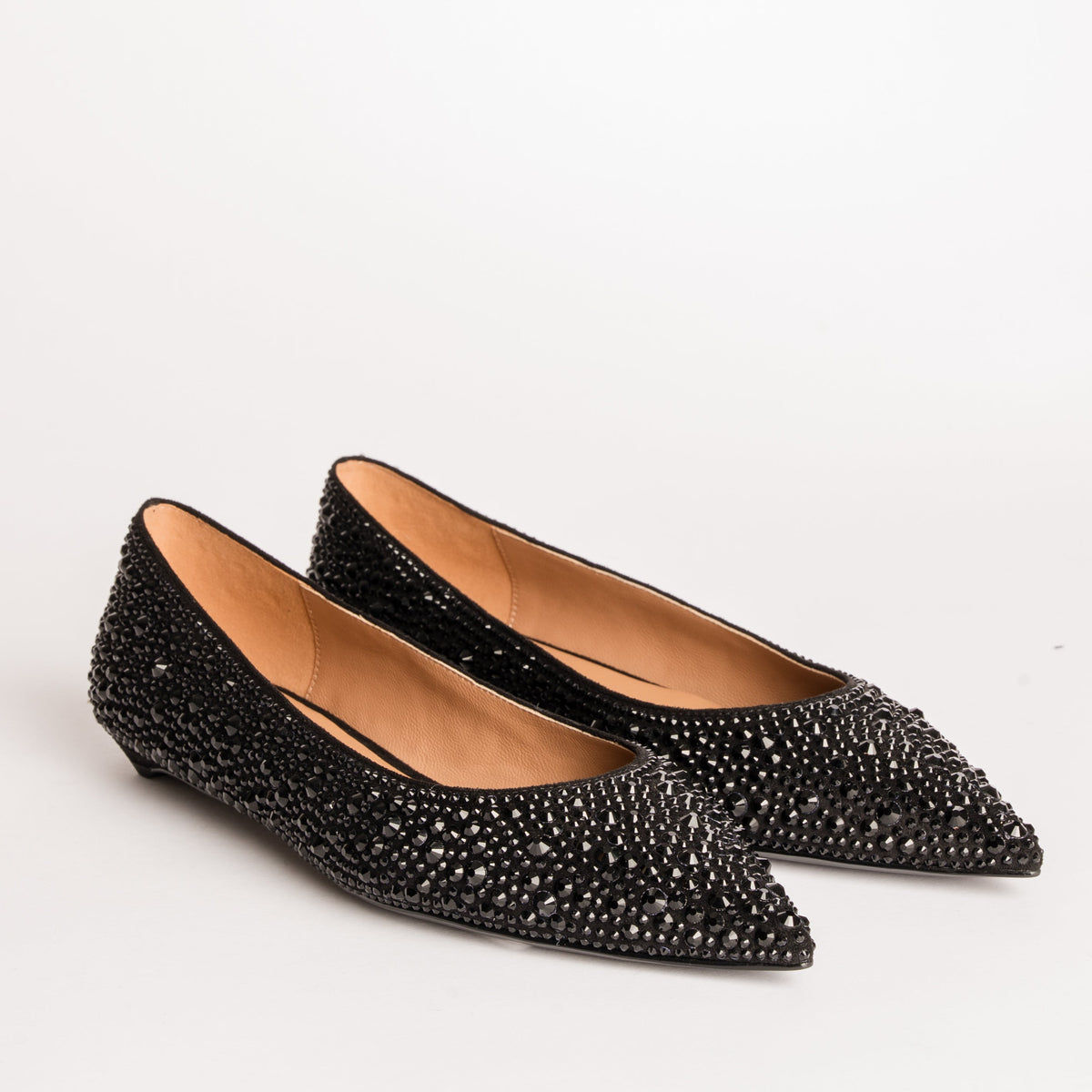 Pointy ballerina shoes with strasses
