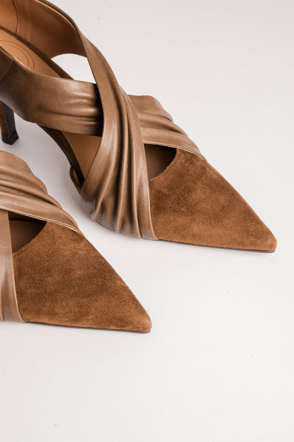 Belina | Zapatos de tacón bajo de Ponty con tiras