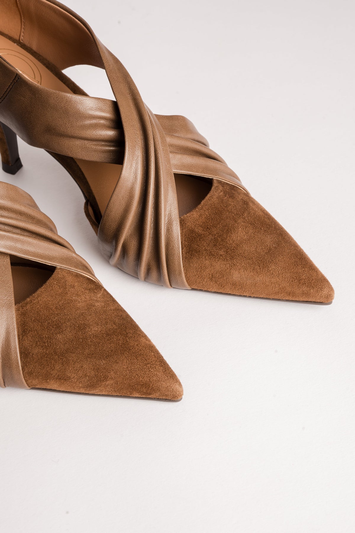Belina | Zapatos de tacón bajo de Ponty con tiras