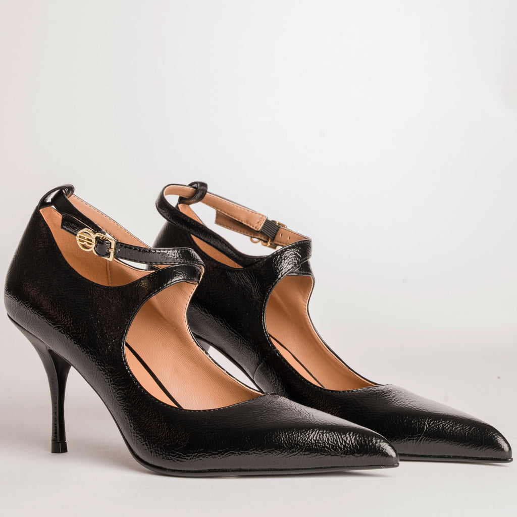 Belina | Zapatos de salón de punta con una pequeña hebilla en el tobillo