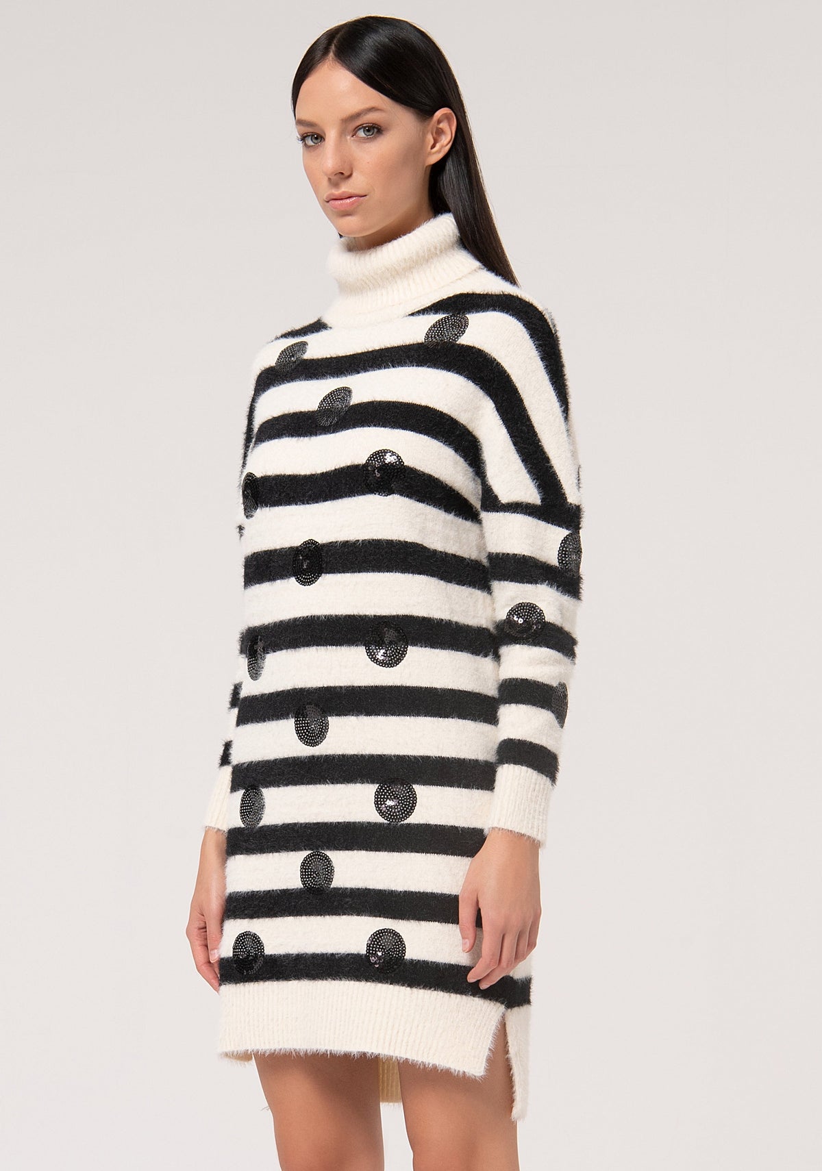 Mini knitted dress regular fit with stripes