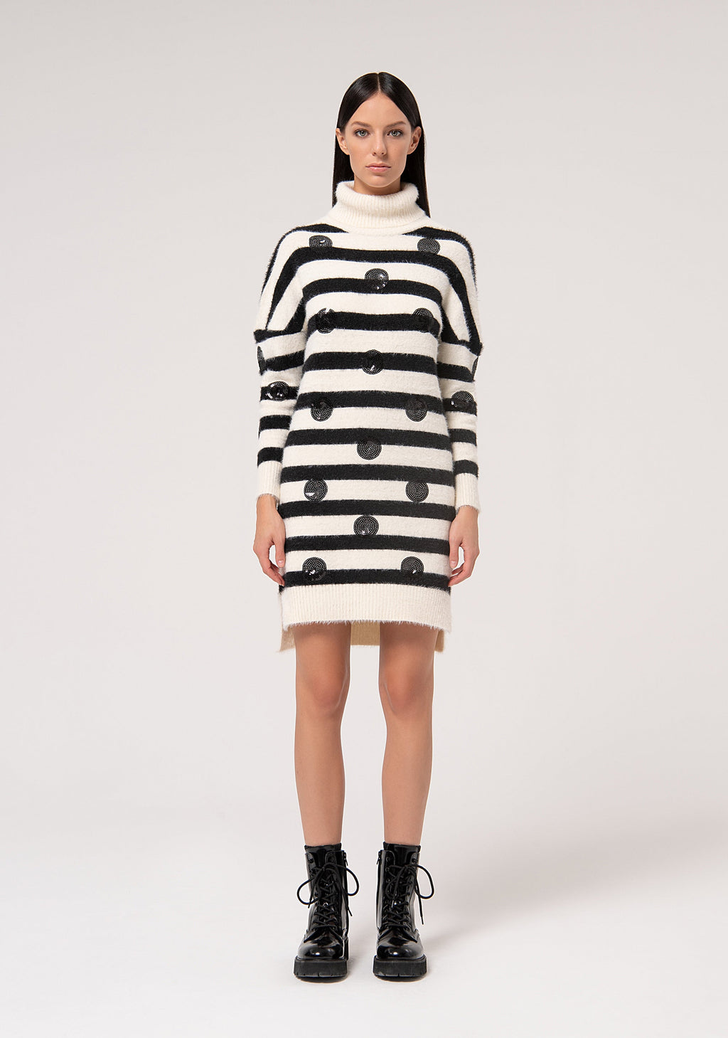 Mini knitted dress regular fit with stripes