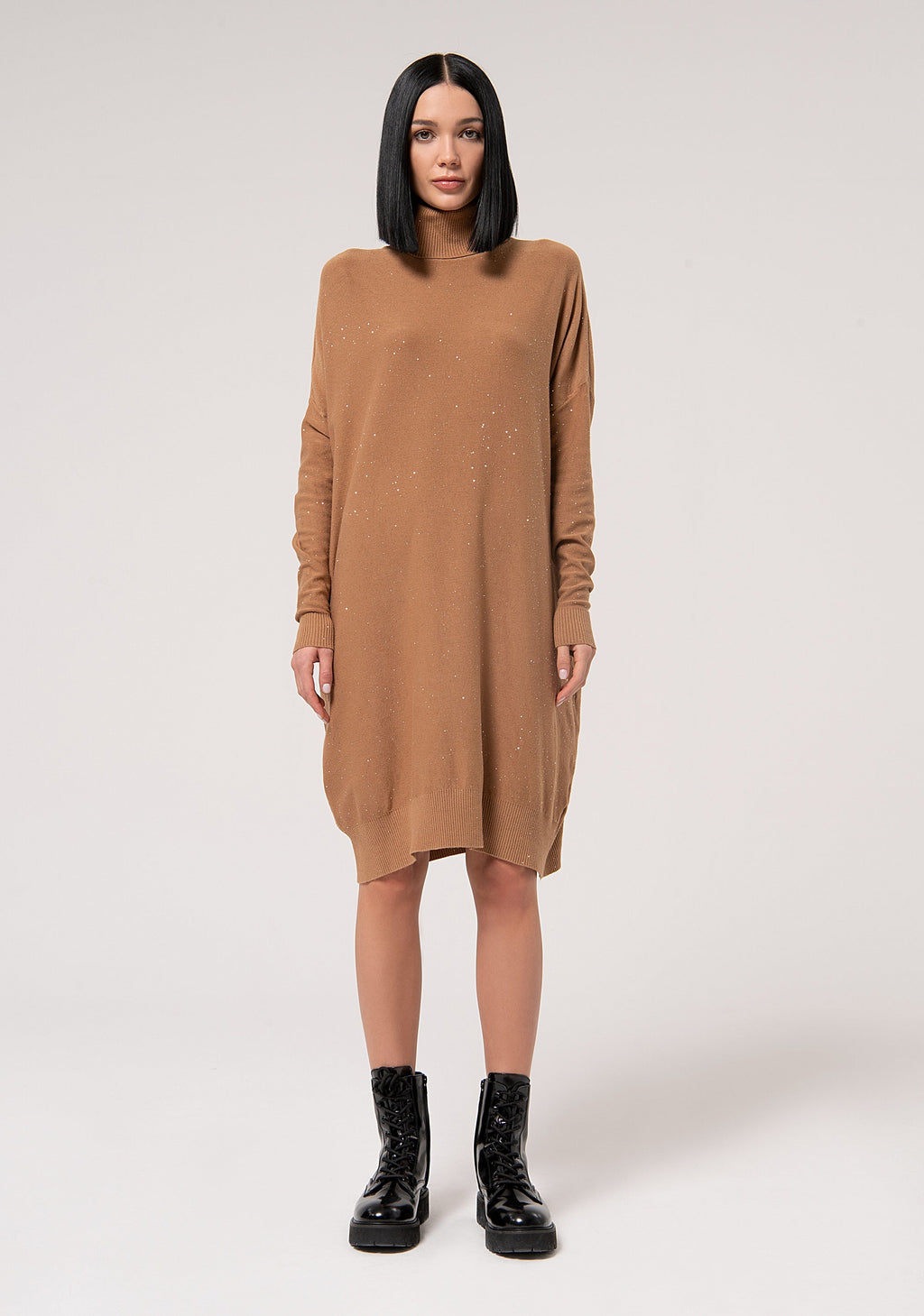 Dress over fit middle length