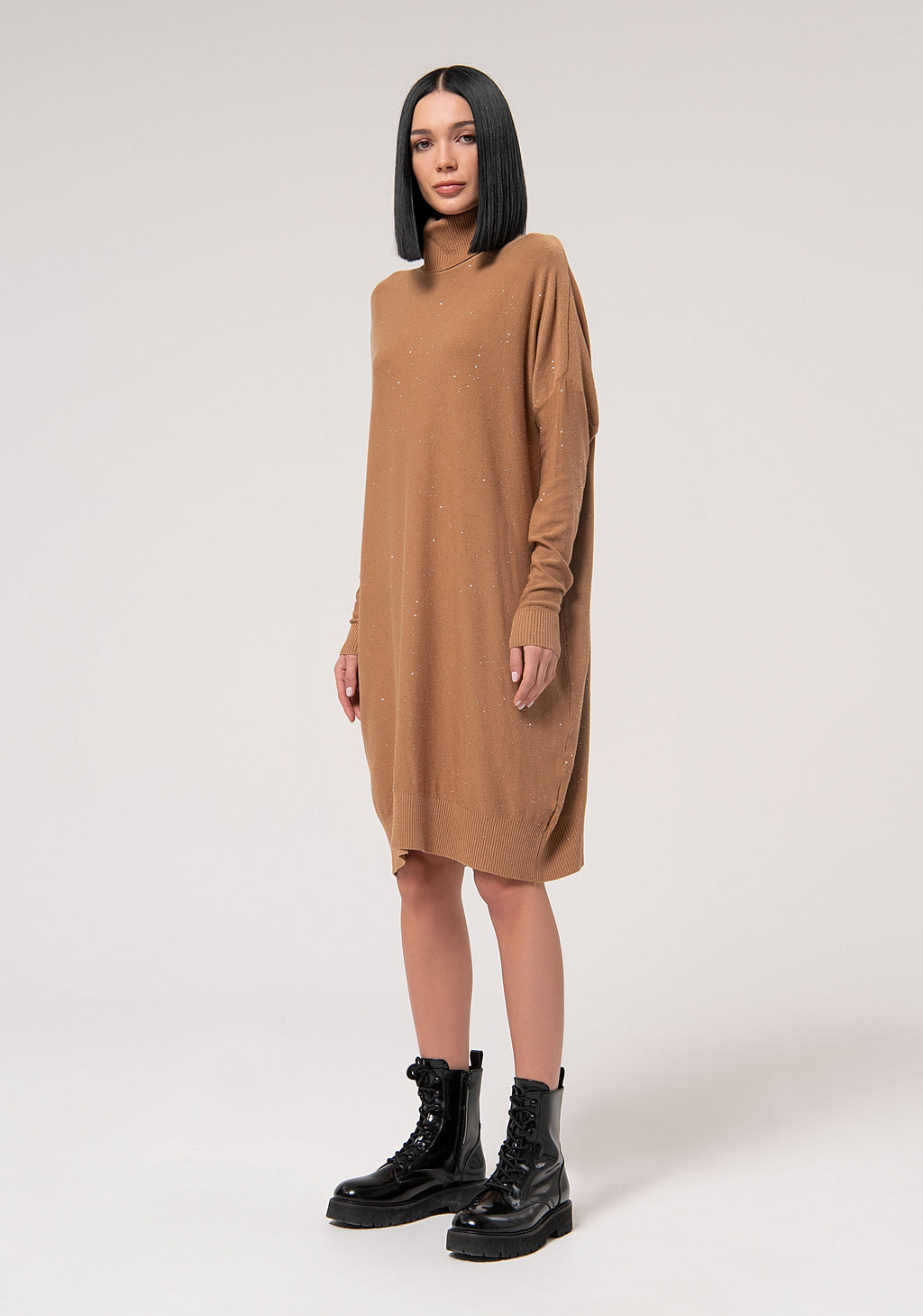 Dress over fit middle length