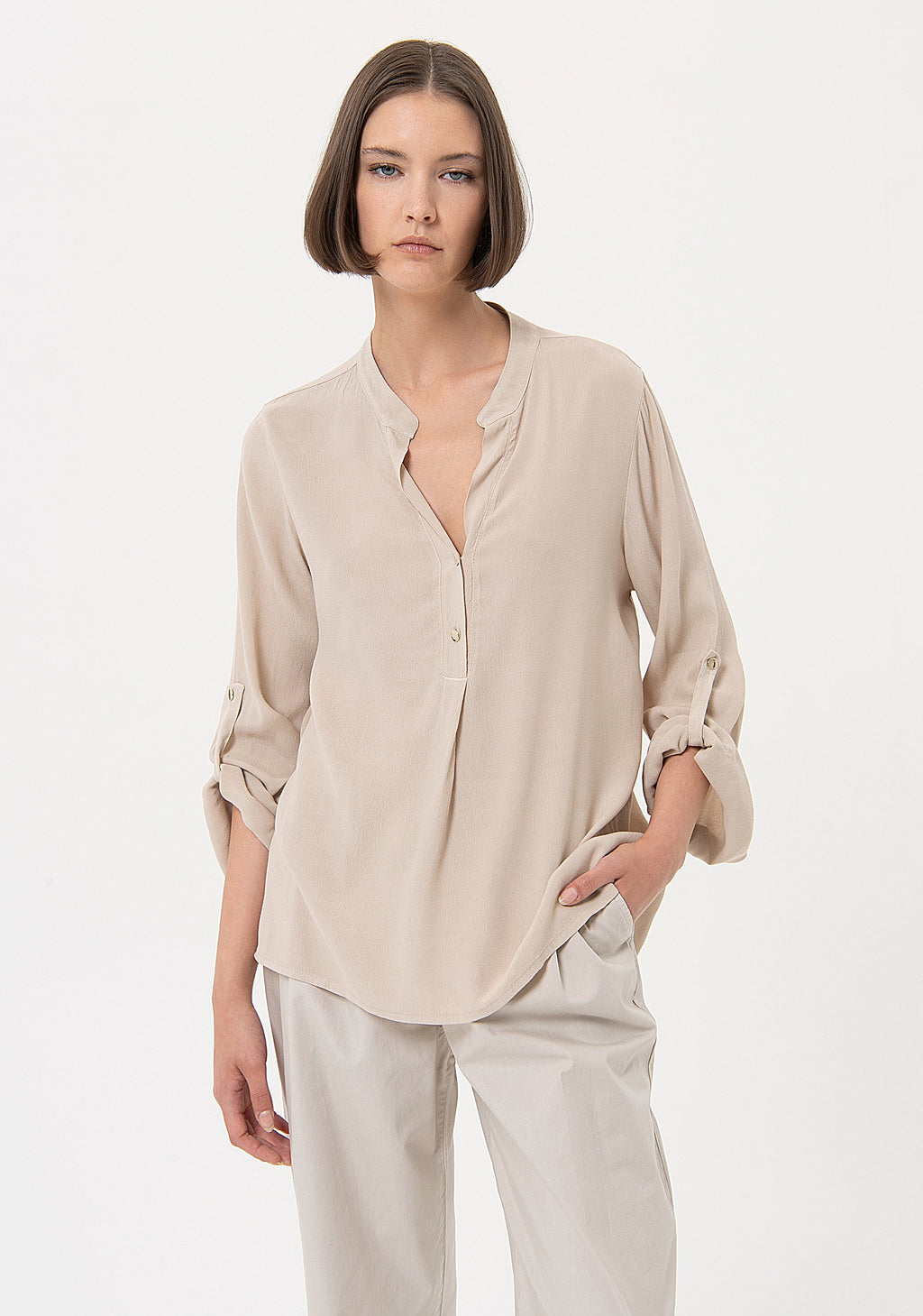 Evelyn | Blusa de corte amplio confeccionada en viscosa