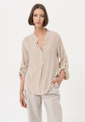 Evelyn | Blusa de corte amplio confeccionada en viscosa