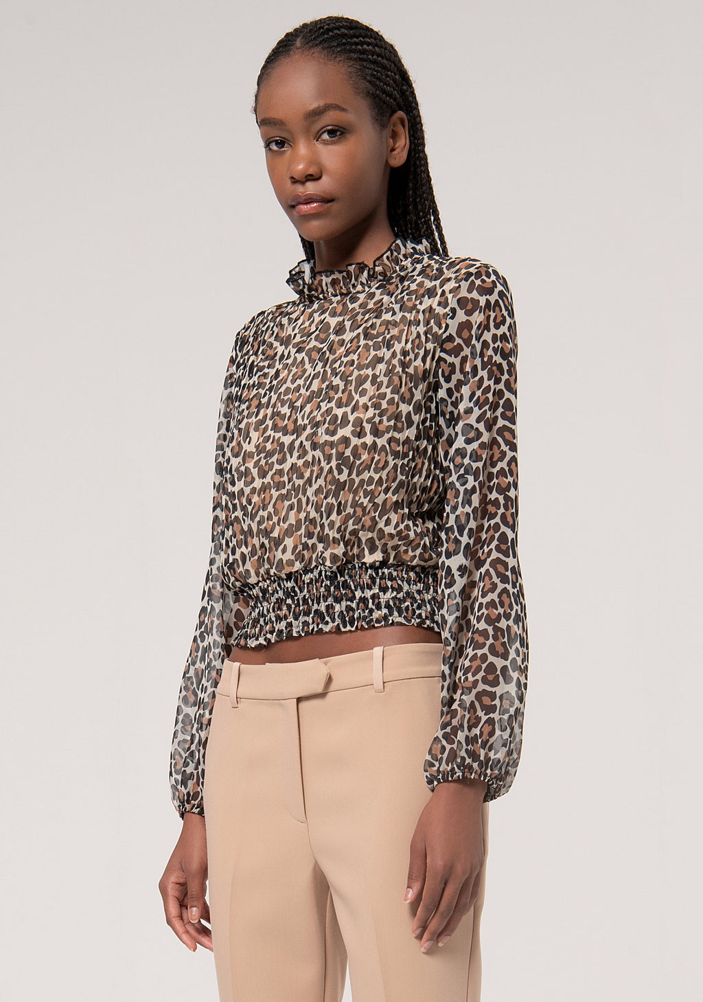 Skylar | Blusa corta con efecto plisado y estampado animalista