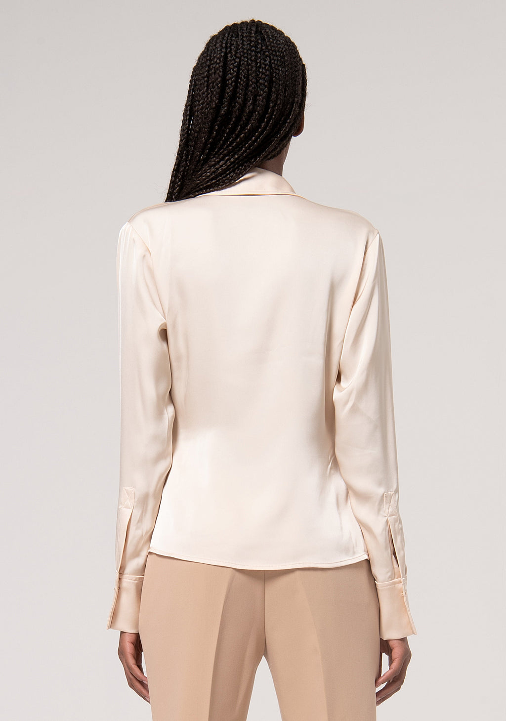 Blouse regular fit made in satin
