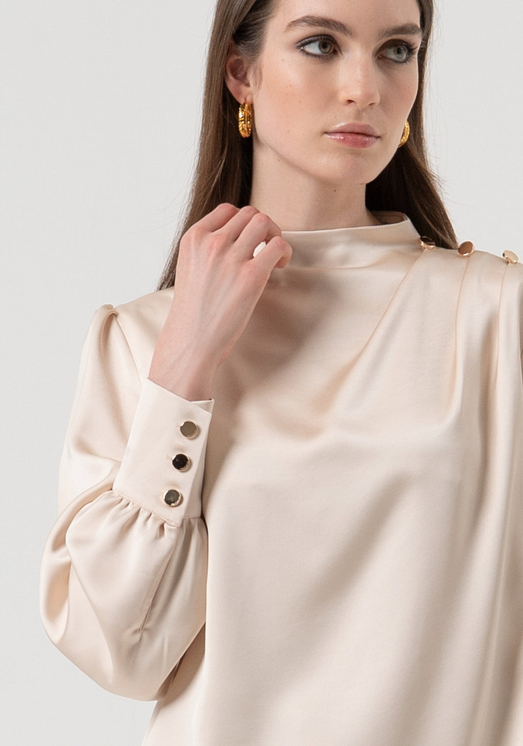 Lily | Blusa de corte recto confeccionada en satén