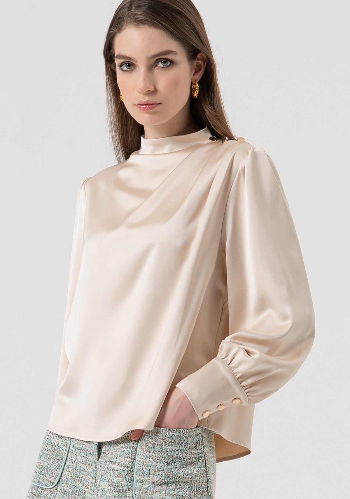 Lily | Blusa de corte recto confeccionada en satén