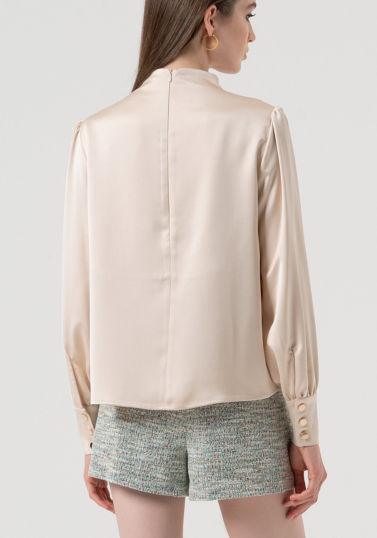 Lily | Blusa de corte recto confeccionada en satén