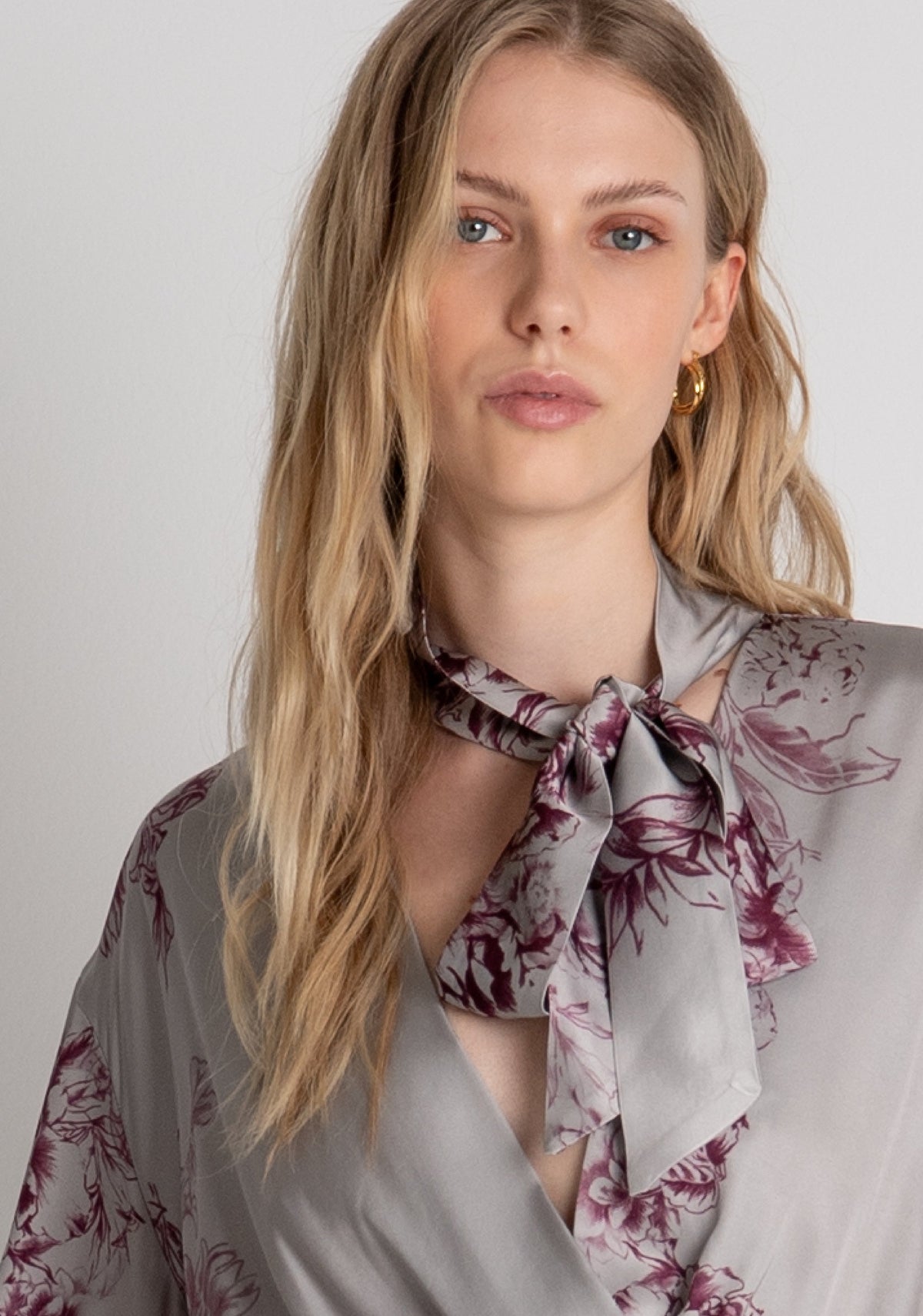 Estella | Blusa corta con estampado floral
