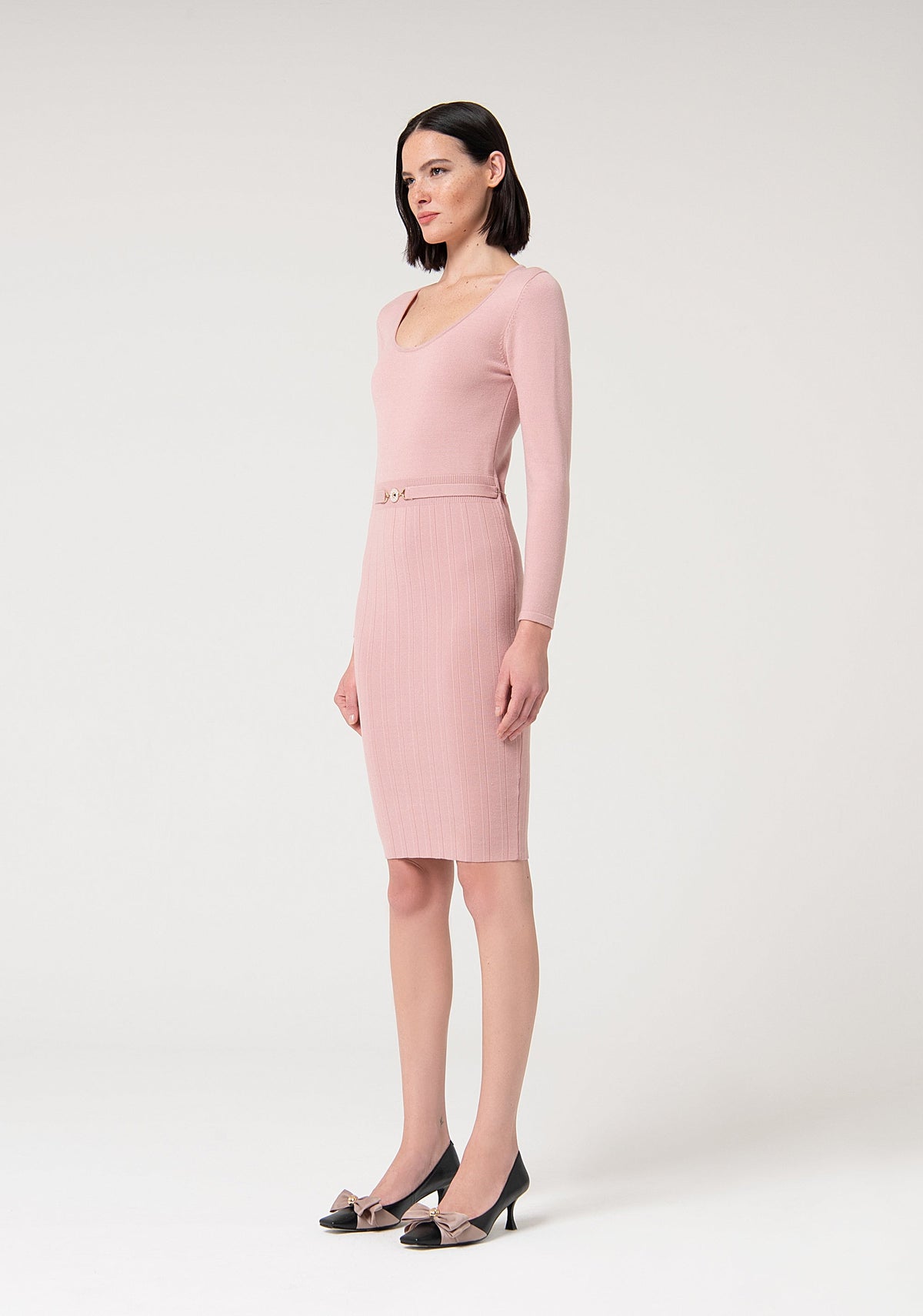Knitted dress slim fit middle length