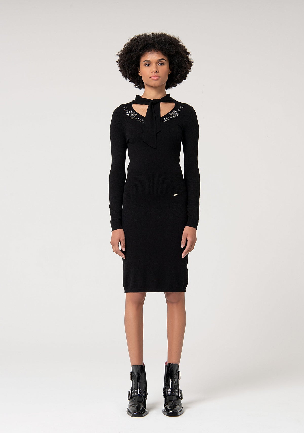 Knitted dress slim fit middle length