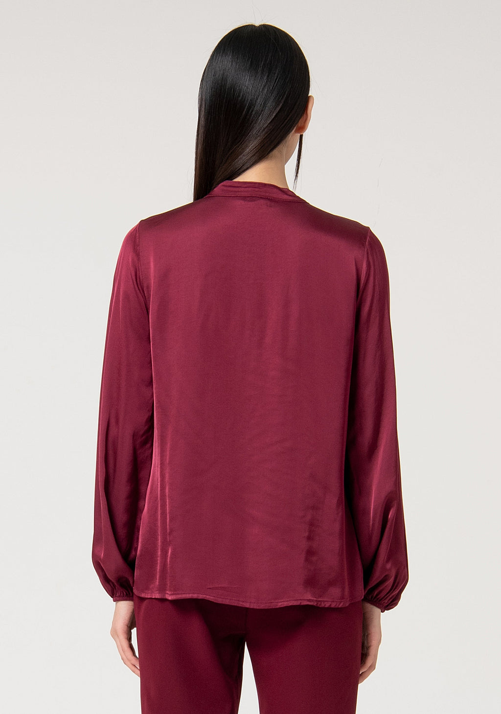 Blouse A-shape made in satin