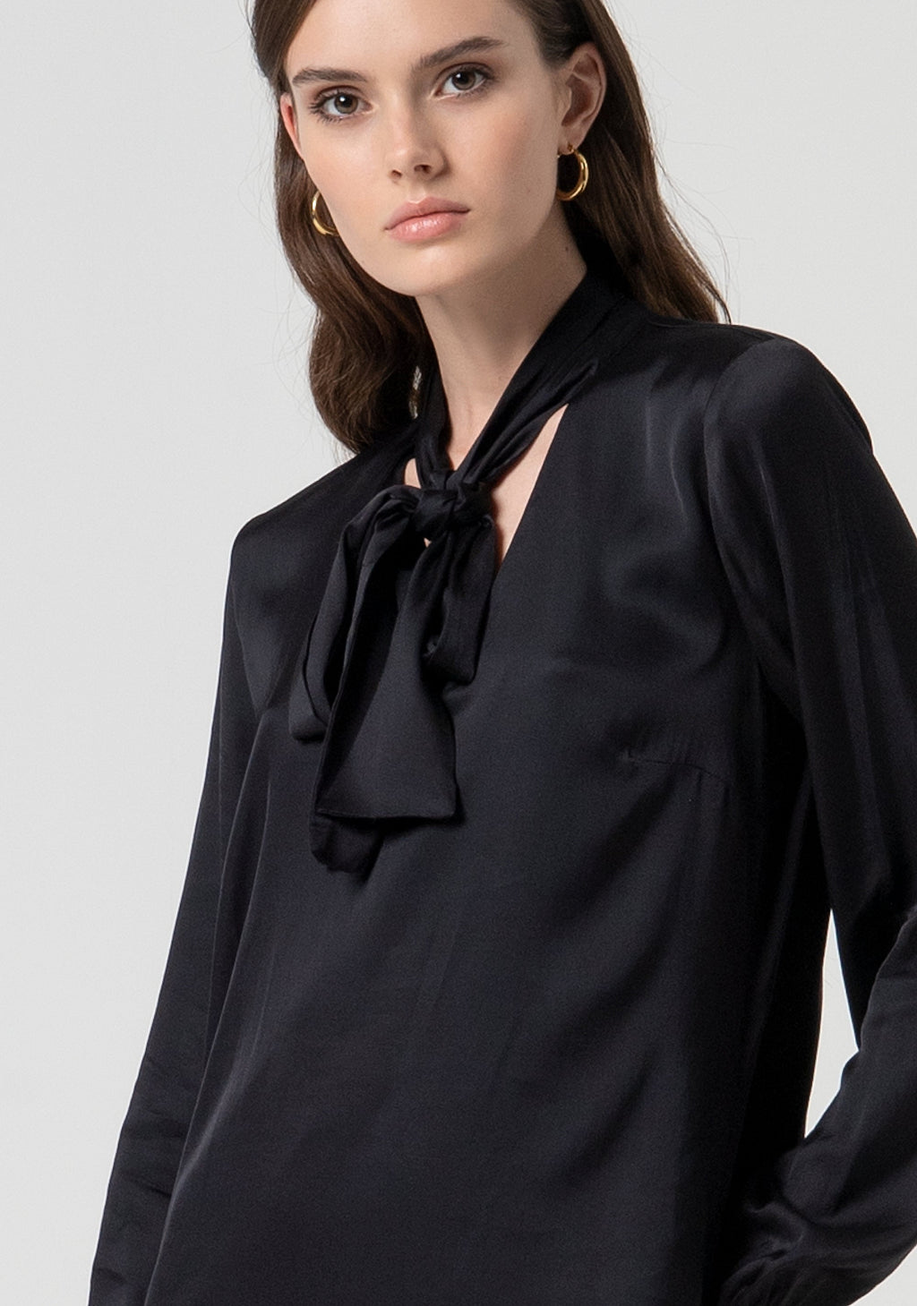 Blouse regular fit made in satin