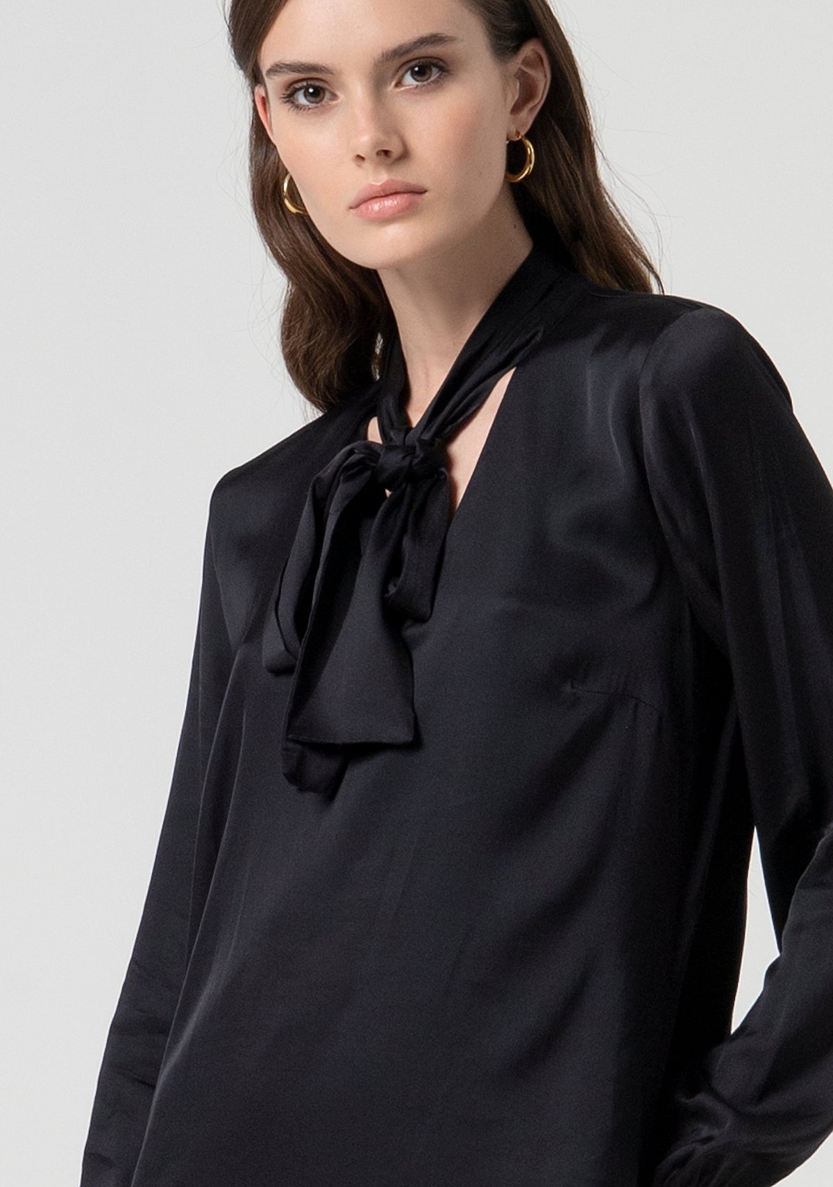 Blouse regular fit made in satin