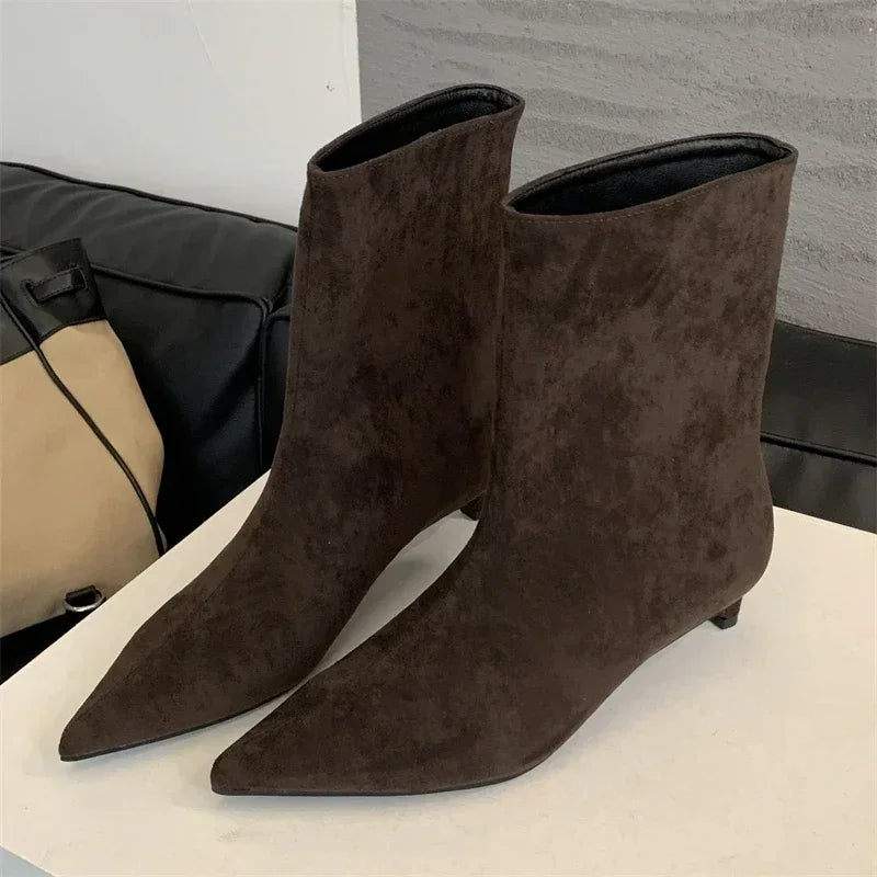 Botas Valentina de punta afilada