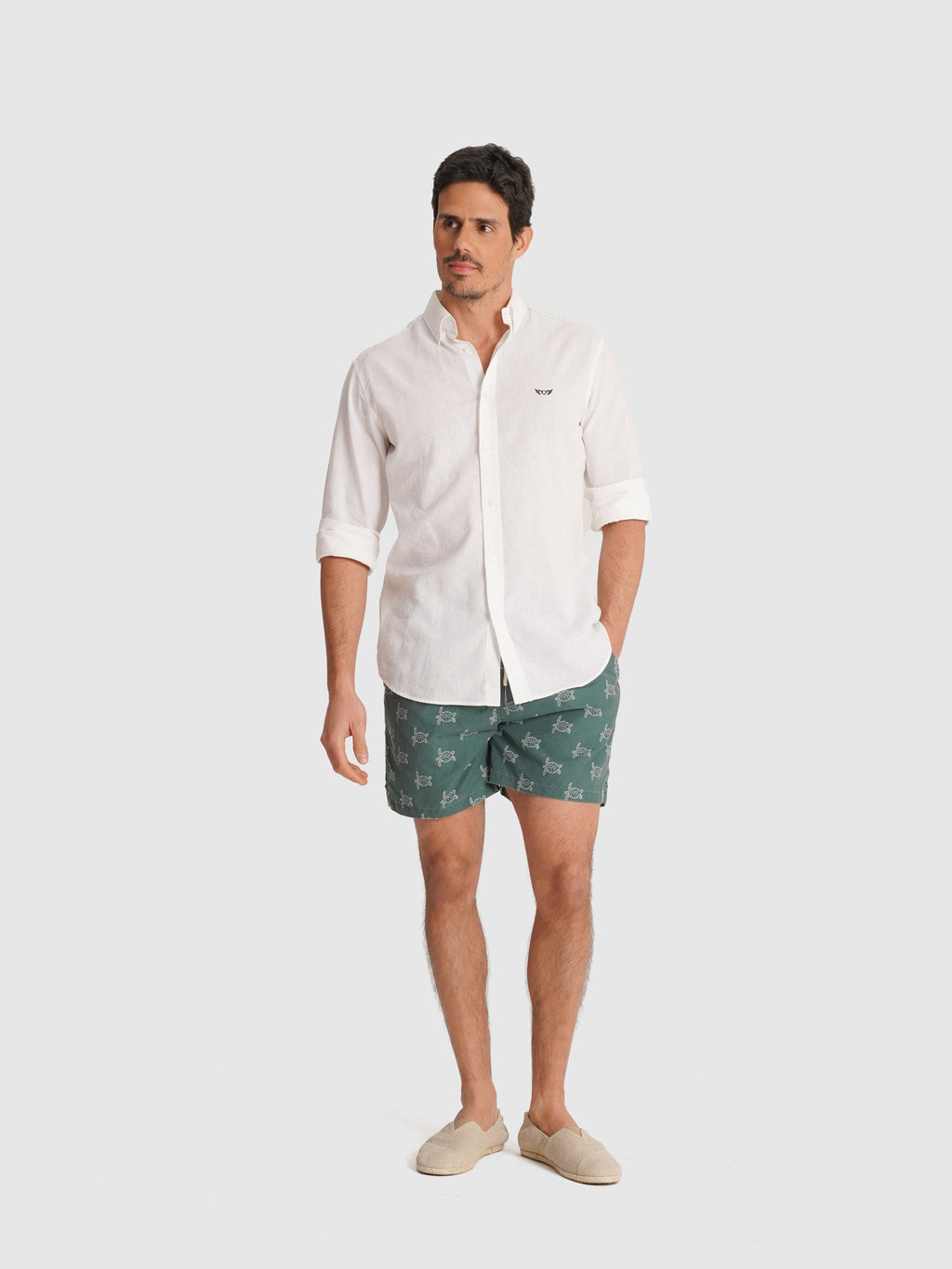 Iker Camisa Corte Regular Branca Lisa