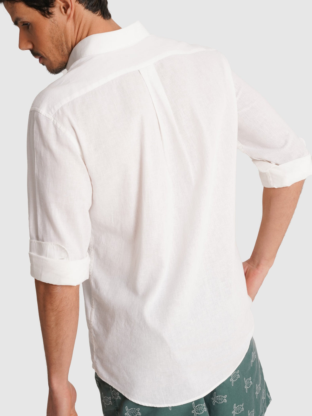 Iker Camisa Corte Regular Branca Lisa