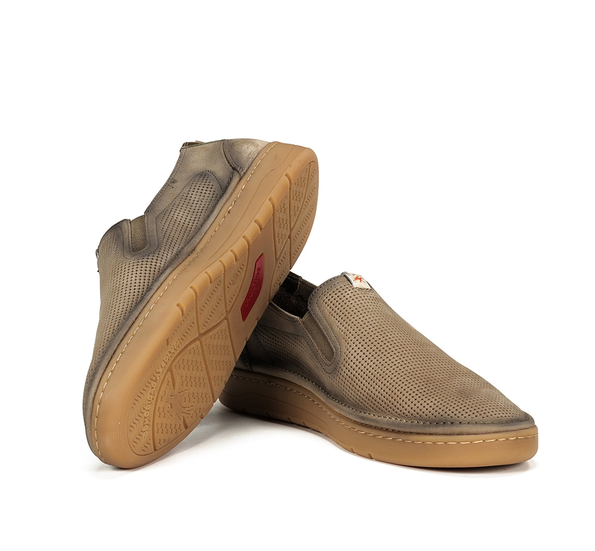 LEONARDO Zapatillas sin cordones color topo