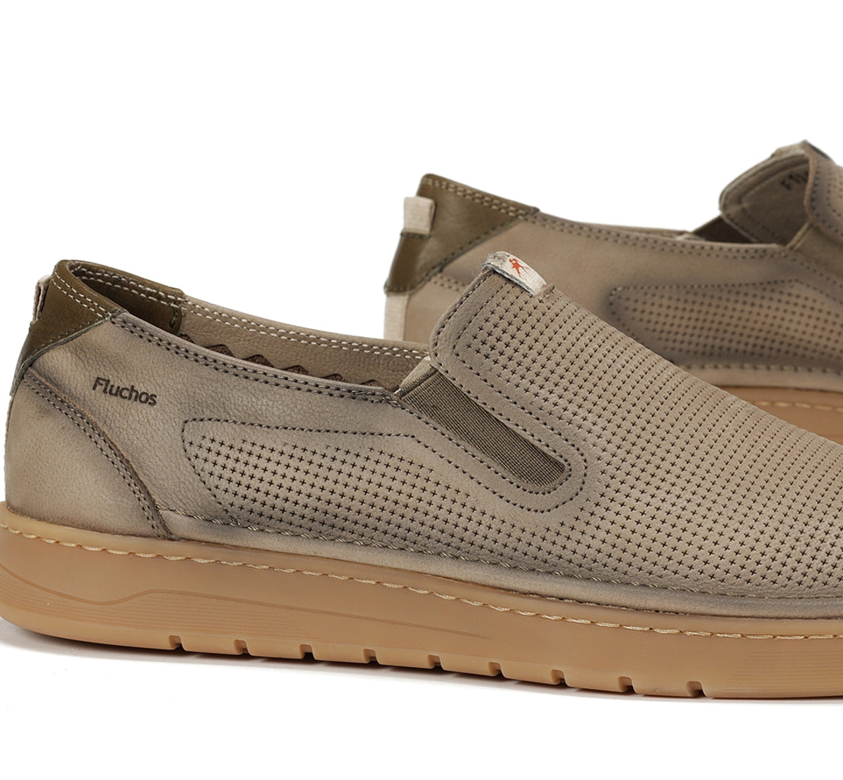 LEONARDO Zapatillas sin cordones color topo